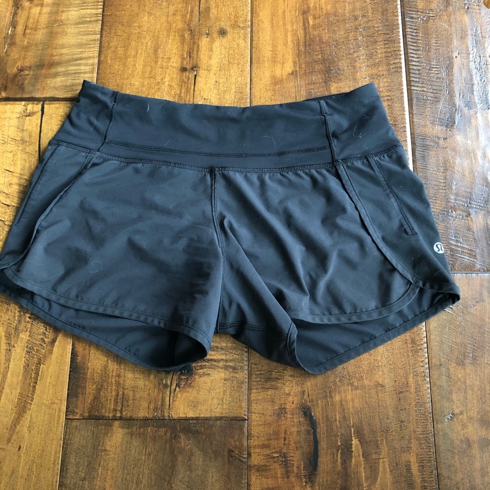LULU LEMON SHORTS
